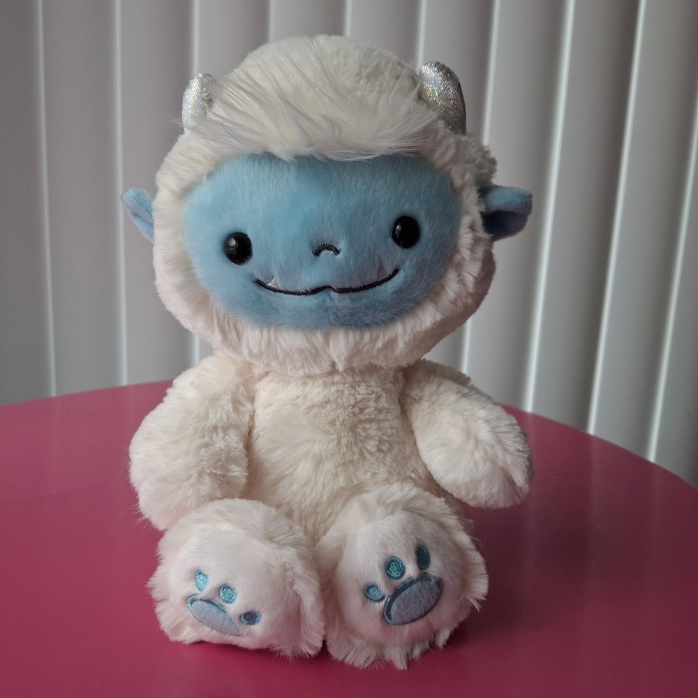 Aurora World Zemu Yeti Plush Toy White Blue Glitter Horns Abominable Snowman
